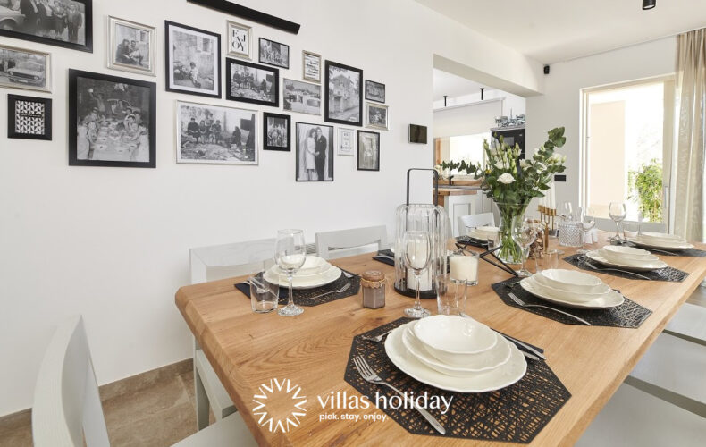 Dining area of Villa Grgo