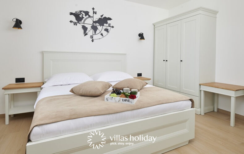 Spacious bedroom of Villa Grgo