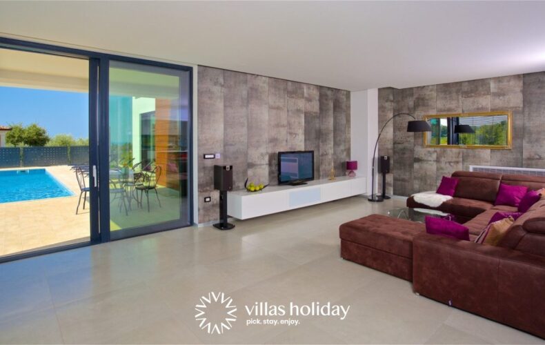 Spacious living room of Villa Aria