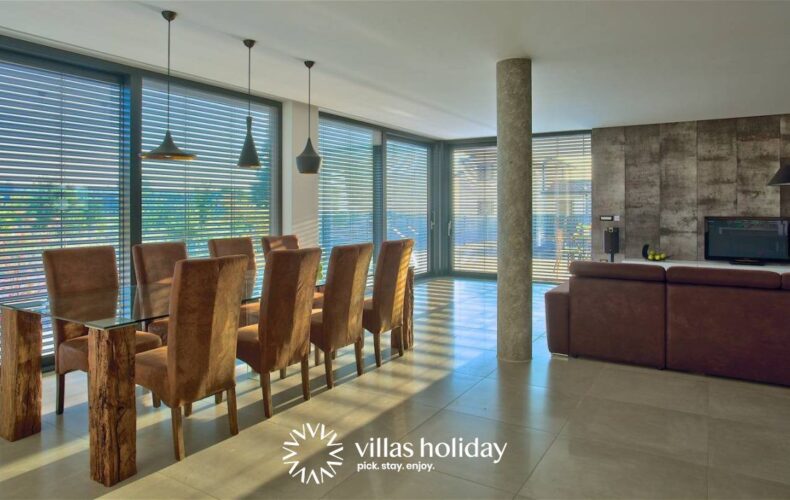 Spacious dining area of Villa Aria