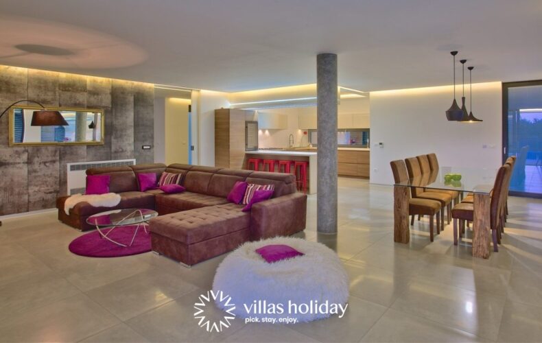 Spacious living room of Villa Aria