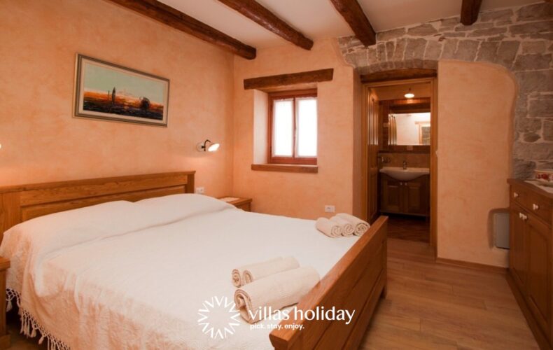 Spacious bedroom of Villa Ulika