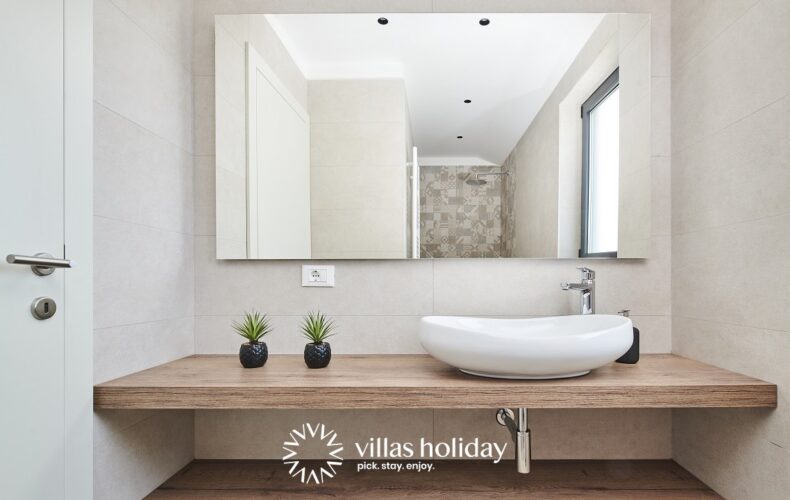 En-suite bathroom of Villa Ansi