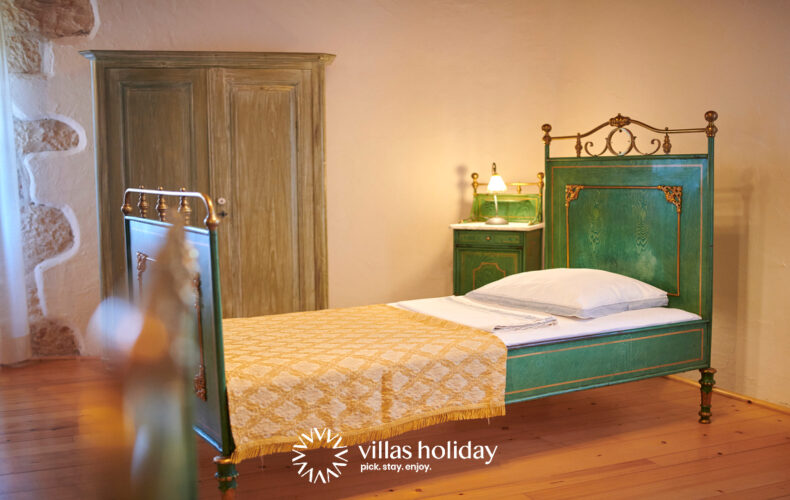 First floor bedroom of Villa Tamaris