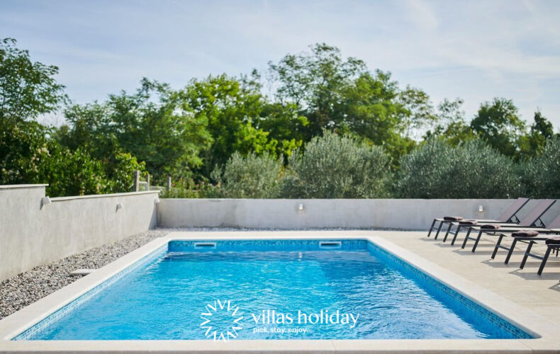 Lovely pet-friendly villa with a swimming pool in coastal Istria