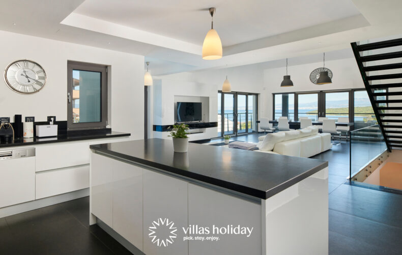 Kitchen island of Villa Blue Ocean