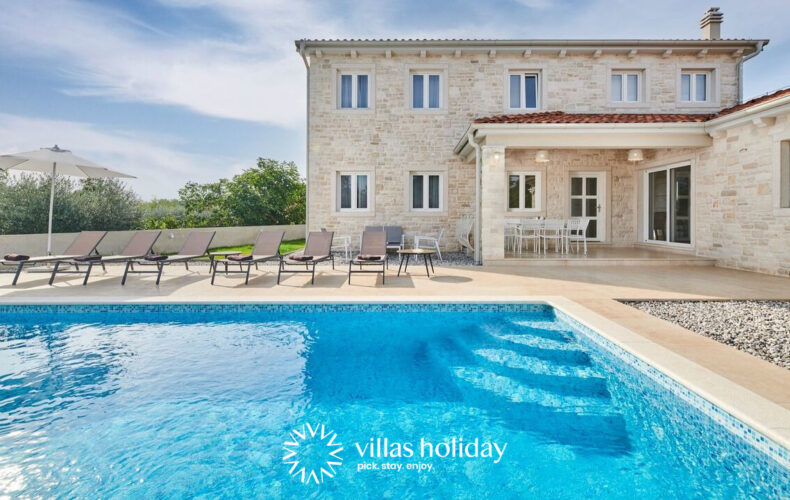 Lovely pet-friendly villa with a swimming pool in coastal Istria