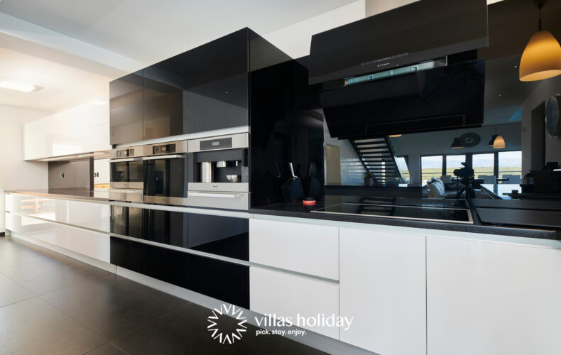 Kitchen of Villa Blue Ocean