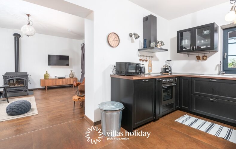 Kitchen and living room of Villa Noce