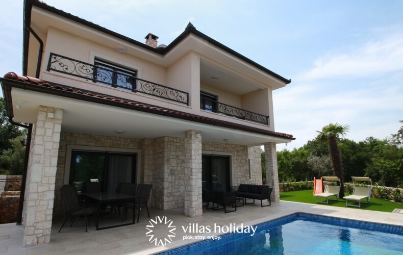 Charming villa with swimming pool on Krk island