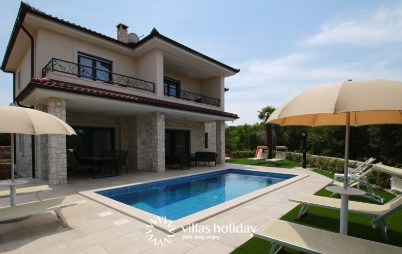 Charming villa with swimming pool on Krk island