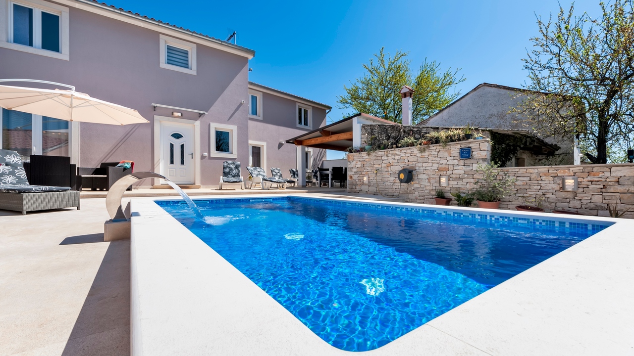 Meravigliosa Villa Nina con piscina