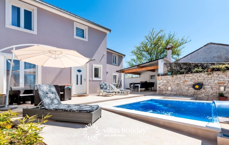 Wonderful villa with swimming pool in central Istria