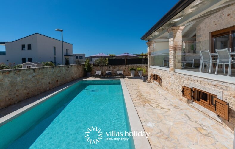 Swimming pool of Villa Hardy