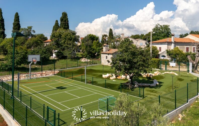 Multifunctional playground of Villa Vallis