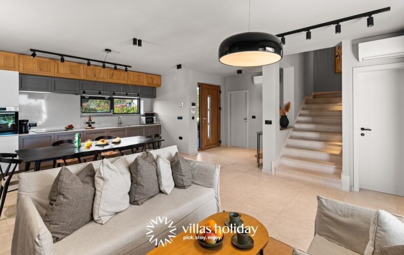 Kitchen dining area and living room of Villa San Vincenti