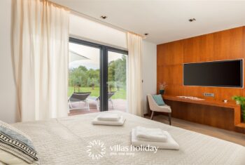 Spacious bedroom of Villa Istria Green