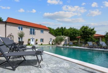 Villa with swimming pool sauna and jacuzzi near Rijeka