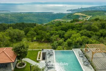 Villa with swimming pool sauna and jacuzzi near Rijeka