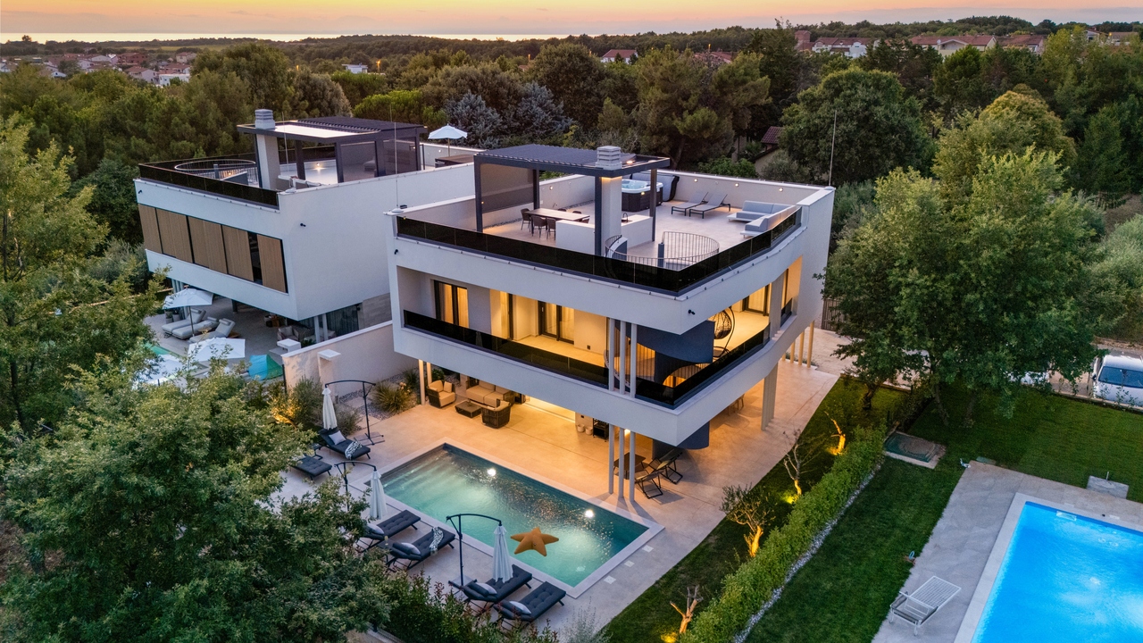 Moderna Villa Tranquilla s bazenom, jacuzziem i saunom
